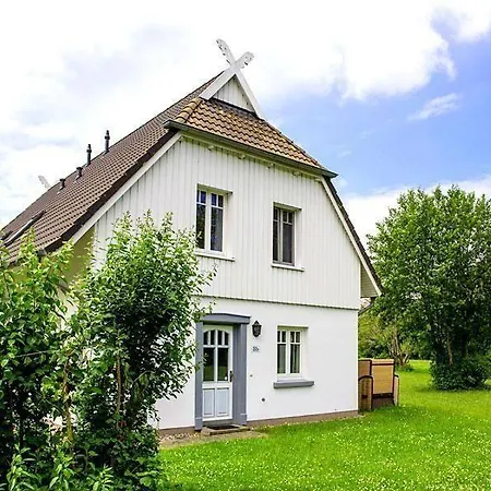 Haus-ruegen-8b Holiday home *